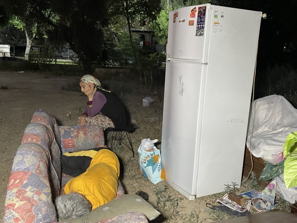 Foto - Bu nasıl vicdansızlık! ‘Size ev tuttum’ yalanıyla kiracısını sokağa attı