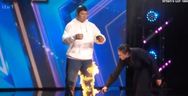 Foto - Bu nasıl yarışma! Kendini yakarak bakın ne yaptı