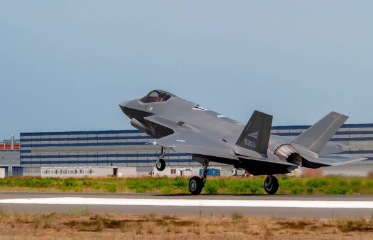 Foto - Bu neyin hazırlığı? Envanterlerinde 90 tane var ama 24 tane daha F-35 savaş uçağı  daha alacaklar