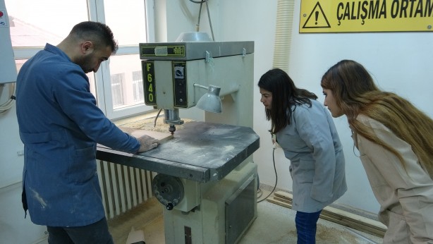 Foto - Bu okul para basıyor! Yıllık kazancı dudak uçuklattı