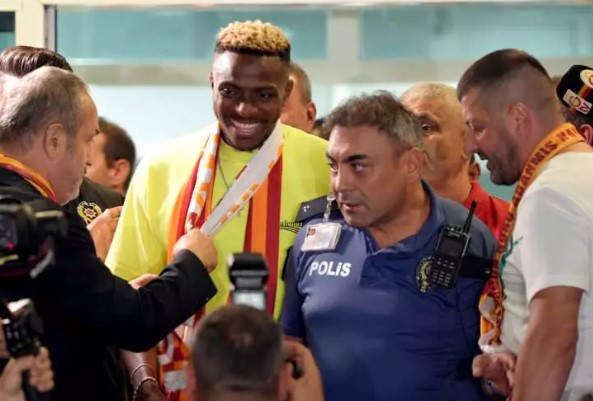 Foto - Bu olaya çok şaşıracaksınız! İşte Osimhen bu sebepten maske takıyor