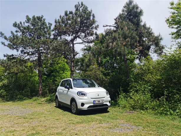 Foto - Bu otomobile sahip olmak için son 8 gün! Üstelik elektrikli! Segmentinin en uzun menziline sahip! Araçta yok yok!