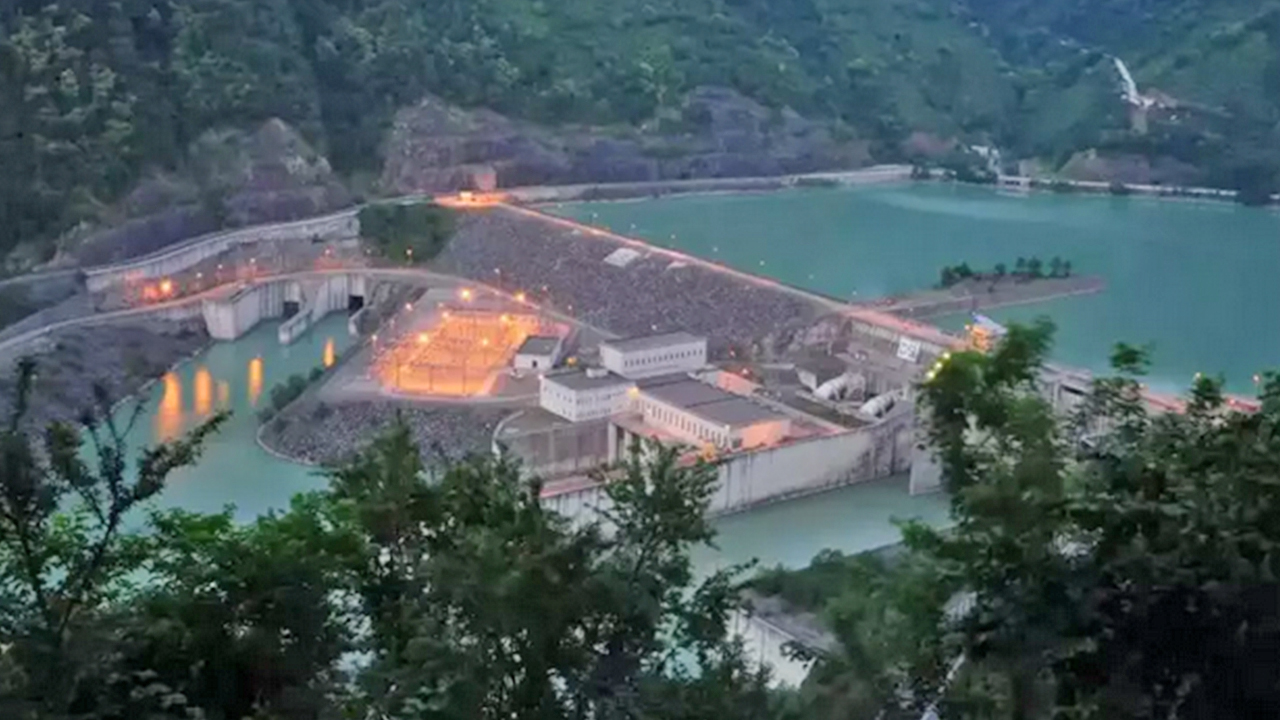 Foto - Bu para gökten zembille inmedi: Artvin’den ekonomiye 140 milyar TL’lik katkı