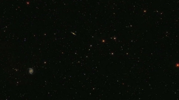 Foto - Bu parlaklığı gizemi ne? Böyle bir galaksi daha önce keşfedilmedi