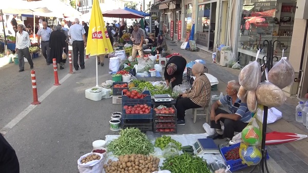 Foto - Bu pazar 700 yıldır aynı gelenekle açılıyor