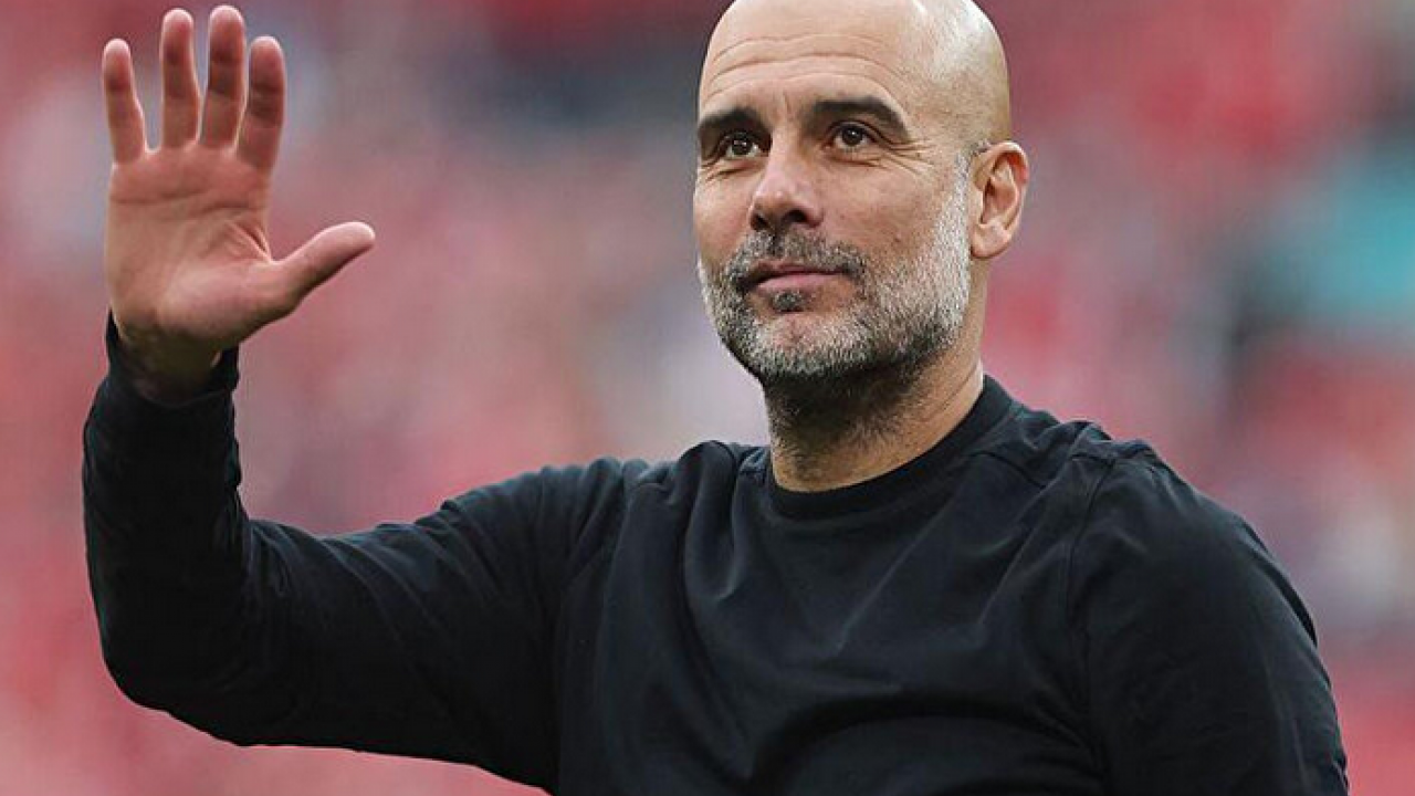 Foto - Bu Pep bizimle kafa mı buluyor? Kafayı taktı mı? Skandal bu: 