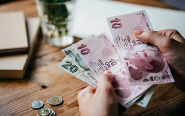 Foto - 'Bilgi aldım' diyen Ersan Şen yeni asgari ücreti açıkladı! Öyle bir rakam söyledi ki stüdyo buz kesti