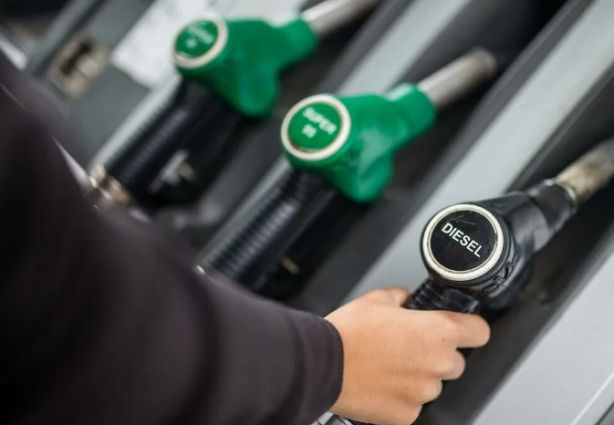 Foto - Bu saat aralıklarında ucuza akaryakıt satılacak! Saatler belli oldu