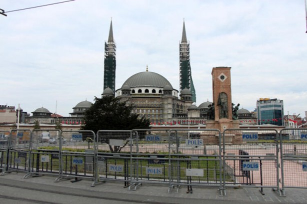 Foto - Bu sabah İstanbul! Sadece onlar geçebiliyor