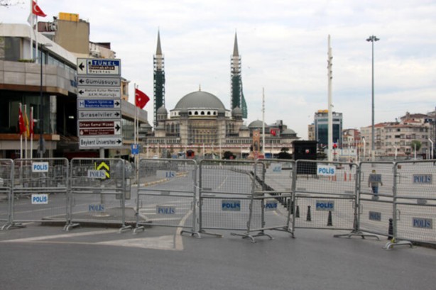 Foto - Bu sabah İstanbul! Sadece onlar geçebiliyor