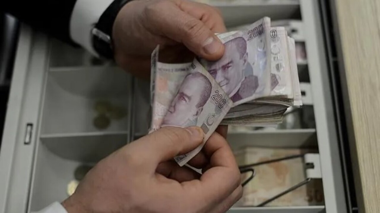 Foto - Bu şartları sağlayan emekliler vergiden muaf! 5 yıl geriye dönük ödemelerinizi alabilirsiniz