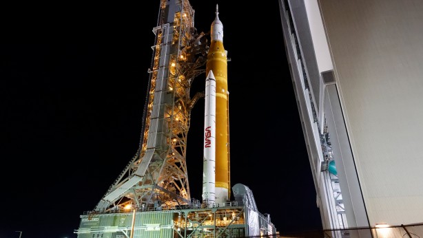 Foto - Bu sefer becerecekler mi? NASA, Ay için yeni tarihi açıkladı!