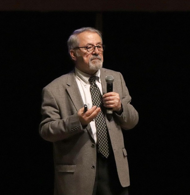 Foto - "Bu şehrin fayları 7 üzerinde deprem üretebilir" diyen Naci Görür: Tarihin çöplüğüne karışırız