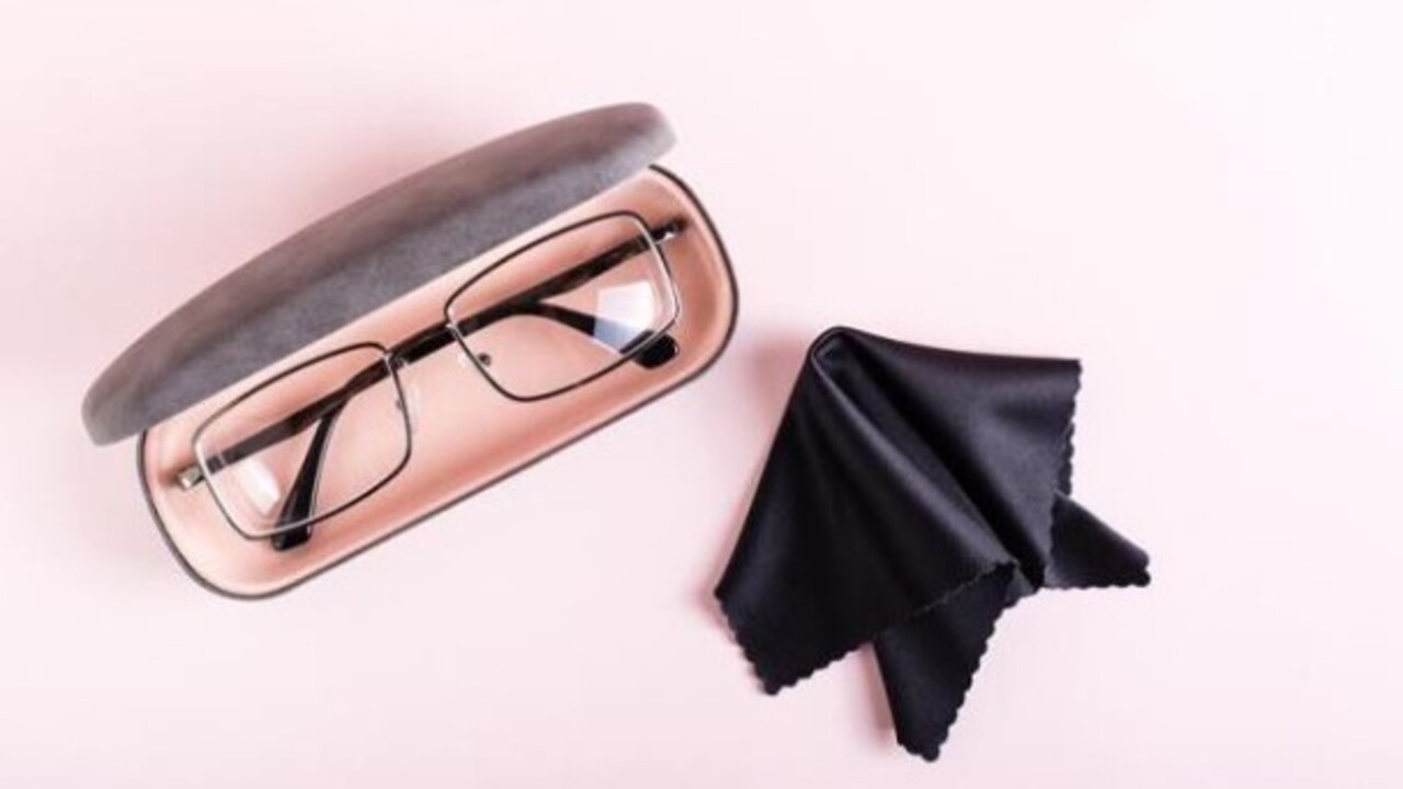 Foto - Bu şekilde daha kolay olacak! Gözlük camı temizlemenin en pratik 3 yöntemi