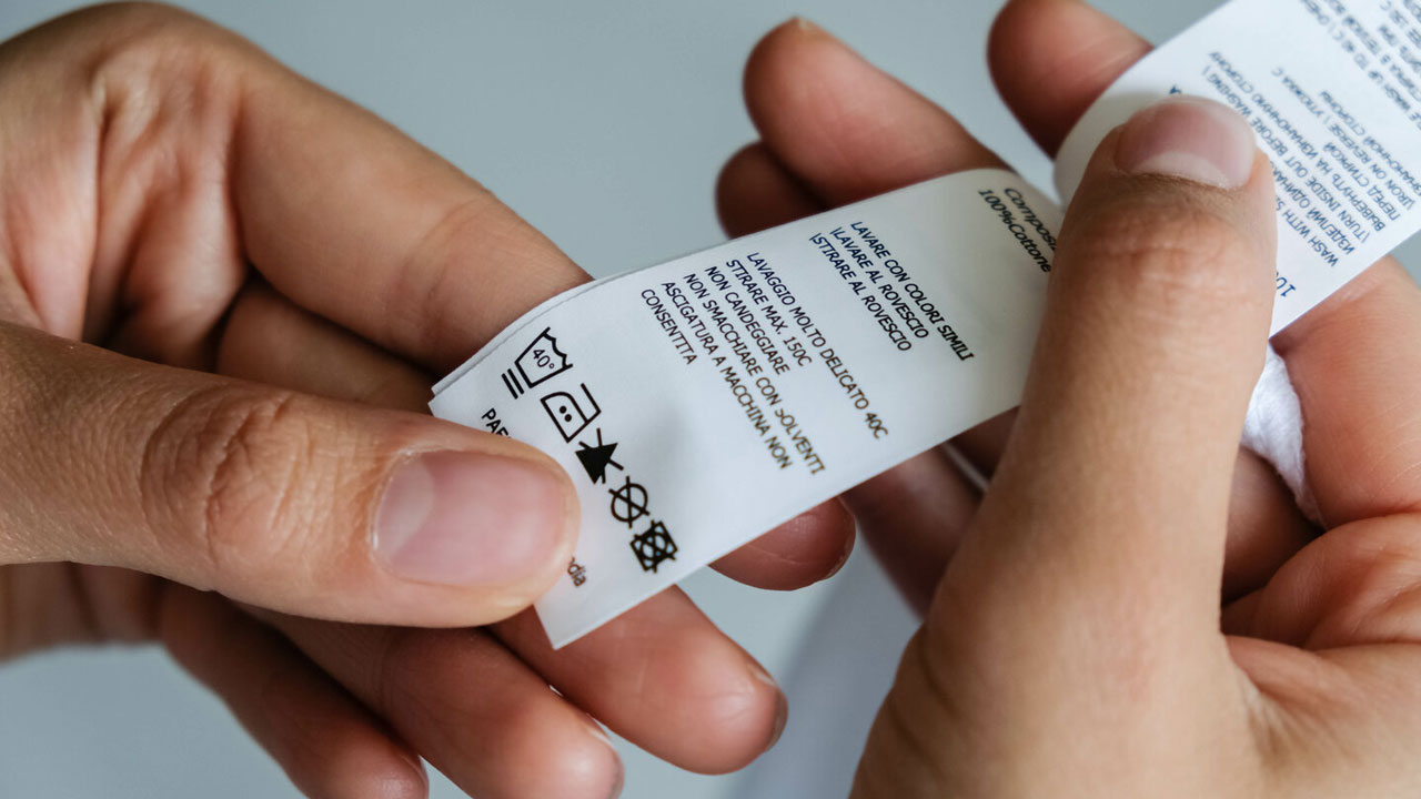 Bu sembolleri biliyor musunuz? Giysilerinizi mahvetmeden önce etiketlere bakın!