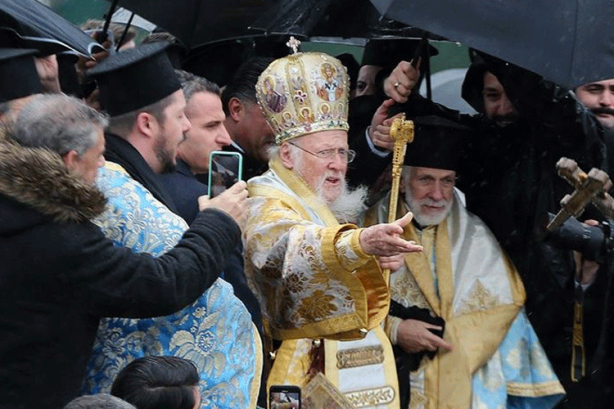 Foto - Bu sene de denizden haç çıkardılar! Bunu neden yaptıklarını biliyor musunuz?