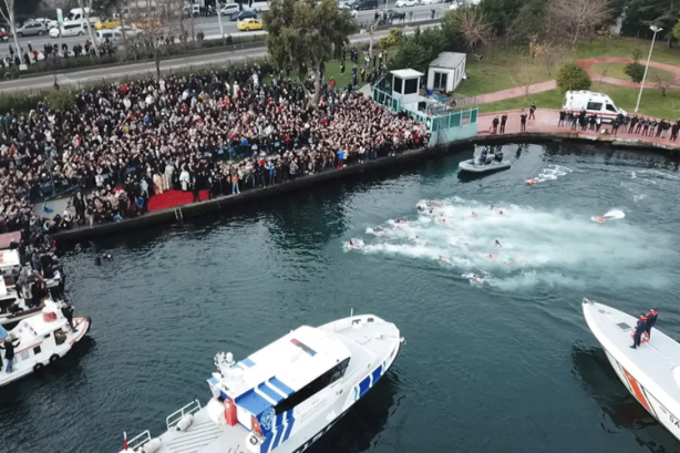 Bu sene de denizden haç çıkardılar! Bunu neden yaptıklarını biliyor musunuz?