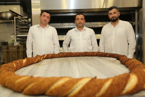 Foto - Bu simidi gören bir daha bakıyor! Tam 6 metre çapında