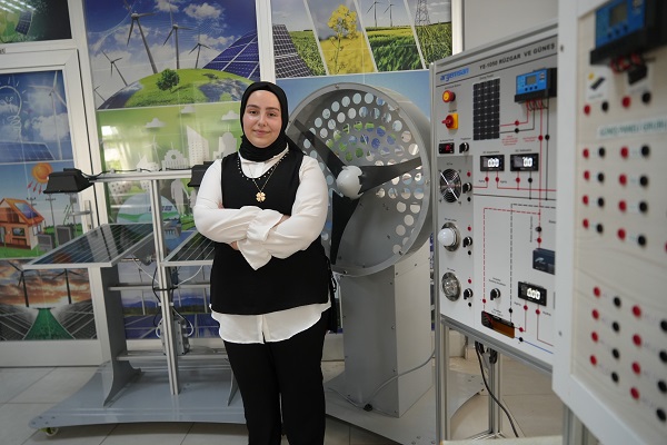 Foto - Bu sistemle okulun yüzde 70 enerjisi sağlanıyor