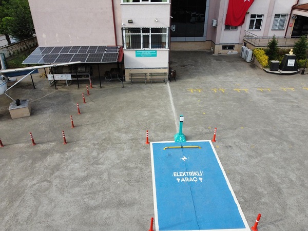 Foto - Bu sistemle okulun yüzde 70 enerjisi sağlanıyor