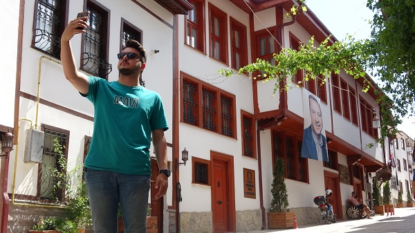 Foto - Bu sokakta kendinizi zaman tünelinde hissedeceksiniz