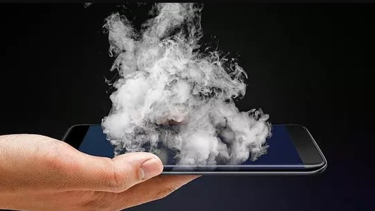 Bu sorun varsa hemen deneyin! Telefonu aşırı ısınanların dikkatine