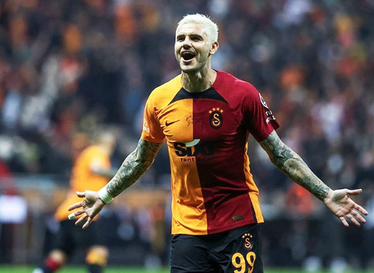 Foto - Bu sorunu acilen çözmemiz lazım acilen dedi ve uçağını havalandırıyor! Bombalar art arda patlayacak...