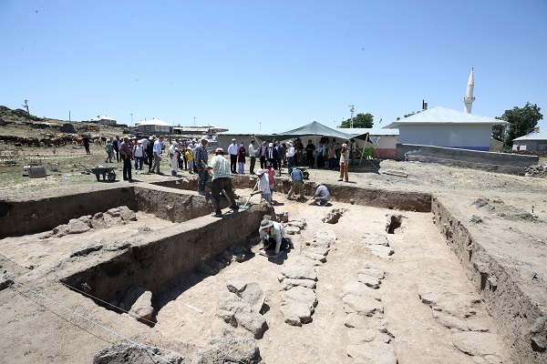 Foto - Bu sorunun cevabı araştırılıyor! Malazgirt Savaşı nerede yapıldı? 