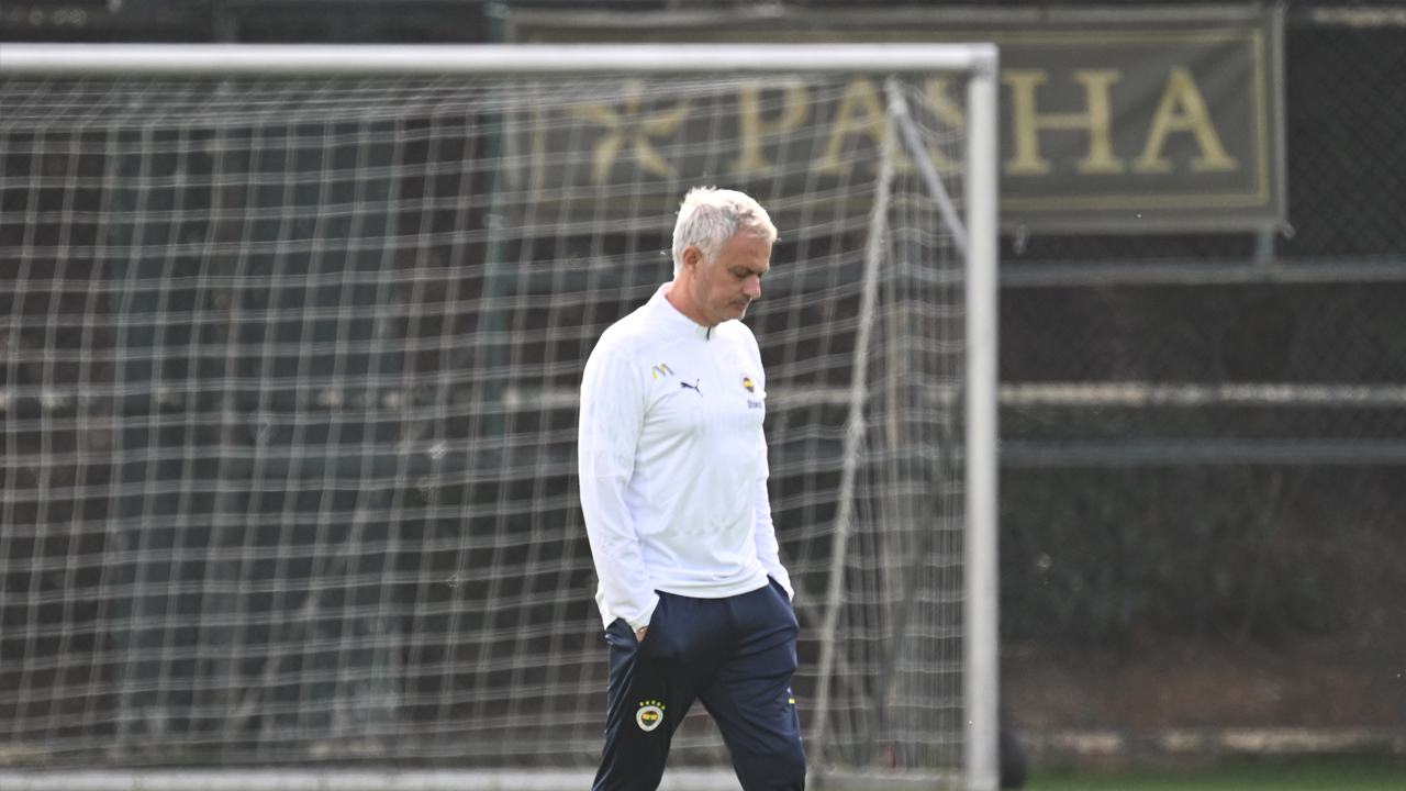 Foto - Bu sözleri duyan Fenerbahçeliler şok olacak! Ahmet Çakar’dan çok sert tepki: Böylesi yorum olay çıkartacak…