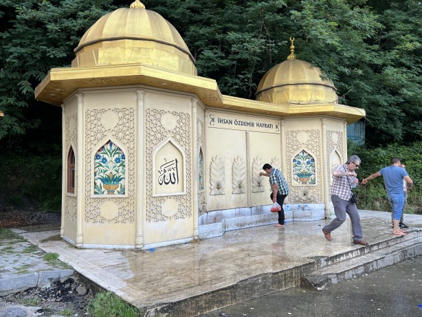 Foto - Bu su birçok hastalığa iyi geliyor! Şehir dışından gelmeye başladılar