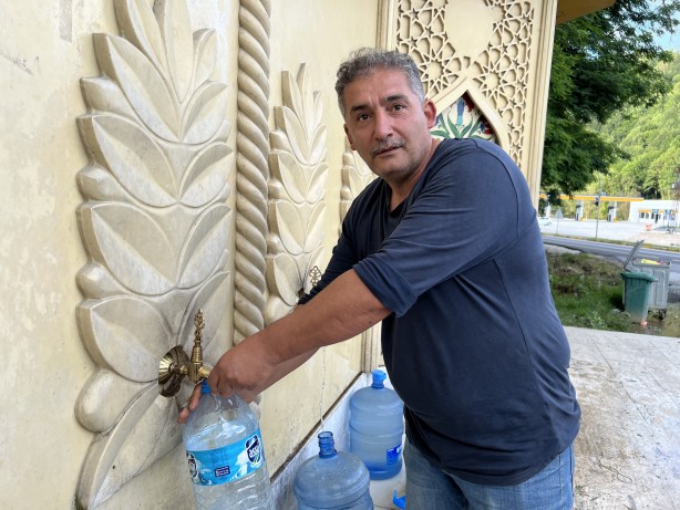 Foto - Bu su birçok hastalığa iyi geliyor! Şehir dışından gelmeye başladılar