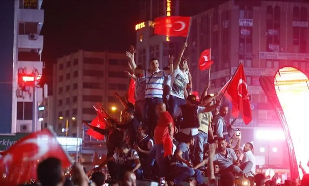 Foto - Bu sümüklüye uyan 3 bin FETÖ'cü ömür boyu hapis yatacak