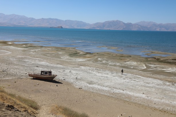 Foto - Bu tablonun sonu iyi değil! Van Gölü'nde tedirgin eden görüntüler