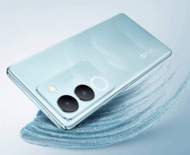 Foto - Bu telefon suya ve toza dayanıklılığıyla dikkati çekiyor!