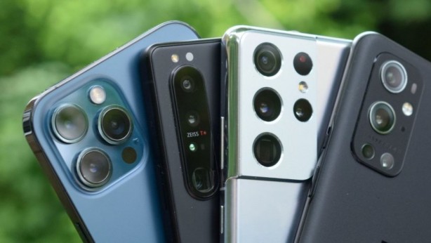 Foto - Bu telefonların şarjı hiç bitmiyor! İşte şarjı günlerce giden akıllı telefonlar