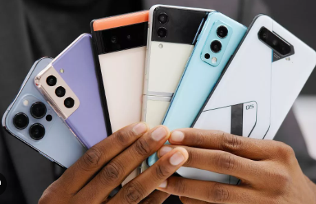 Foto - Bu telefonların şarjı hiç bitmiyor! İşte şarjı günlerce giden akıllı telefonlar