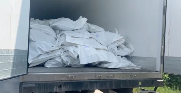 Foto - Bu tırların içinde binlerce ceset var