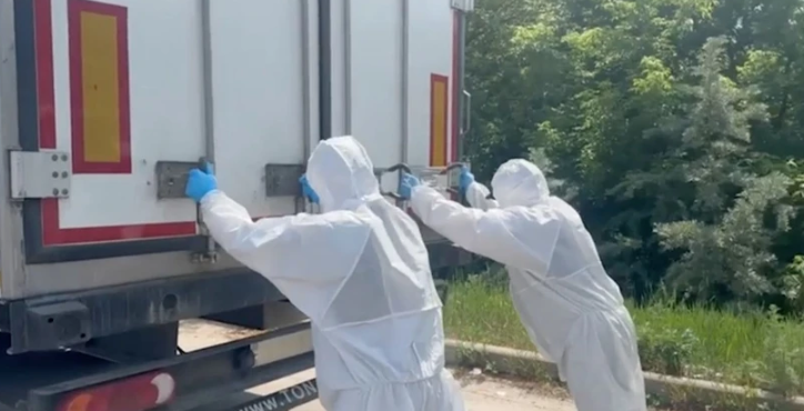 Foto - Bu tırların içinde binlerce ceset var