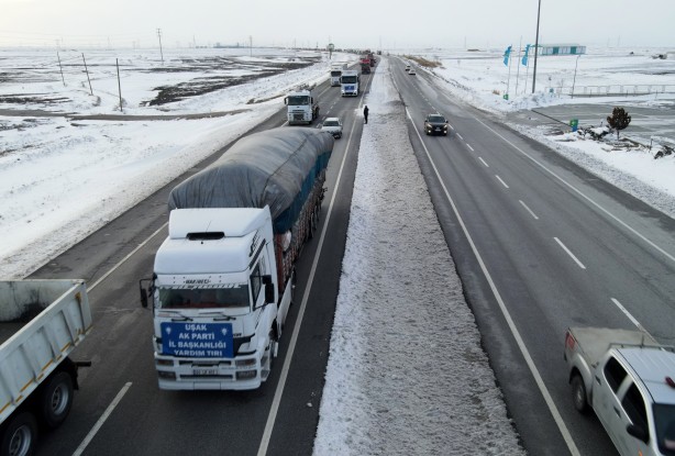 Bu trafik bambaşka! Hem gururlanacak hem duygulanacaksınız