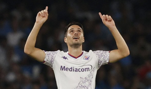 Bu transfer hamlesi şaşkınlık içerisinde bırakacak! Beşiktaş'tan kanat pozisyonuna sürpriz isim...