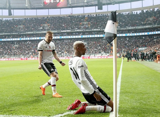 Foto - Bu transfer taraftara oh dedirtecek! Yıldız isimden Türkiye planı! Dev transfer hamlesi...