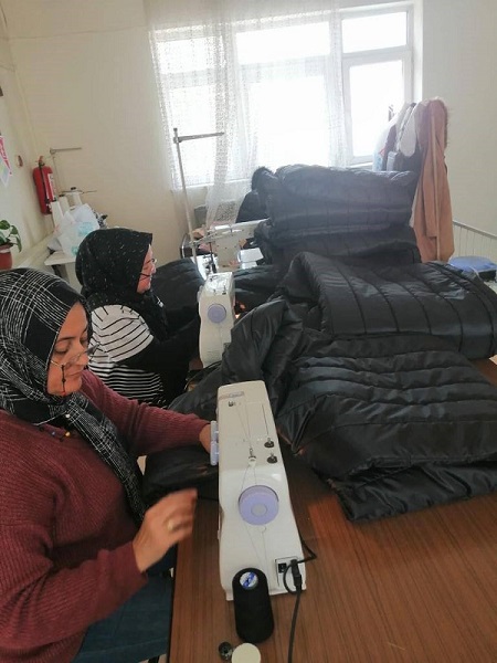 Foto - Bu tulumlar -20 dereceye dayanıyor! Afet bölgesi için seferber oldular