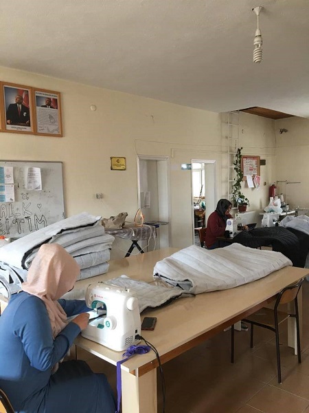 Foto - Bu tulumlar -20 dereceye dayanıyor! Afet bölgesi için seferber oldular