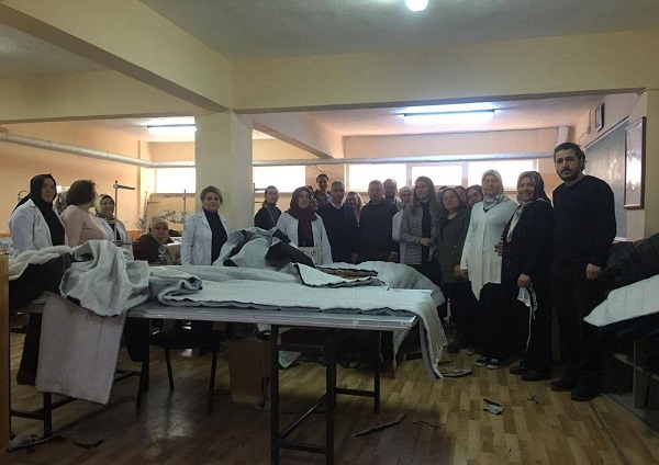 Bu tulumlar -20 dereceye dayanıyor! Afet bölgesi için seferber oldular