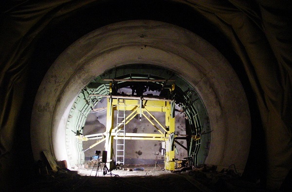 Foto - Bu tünelin hikayesi dikkat çekiyor