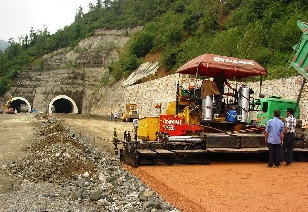 Foto - Bu tünelin hikayesi dikkat çekiyor