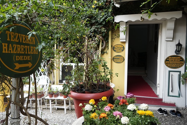 Foto - Bu türbe Ramazan ayında ilgi odağı oluyor