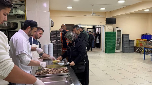 Foto - Bu türbeye gelen aç kalmıyor