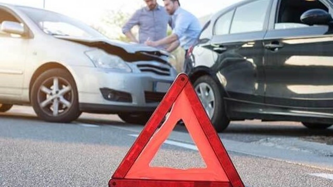 Foto - Bu tuzağa sakın düşmeyin! Trafik kazasından hemen sonra arıyorlar