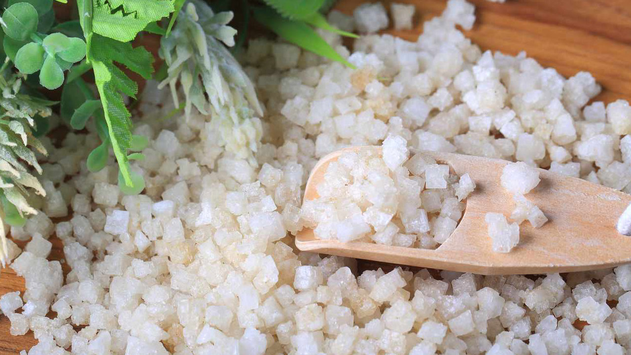Foto - Bu tuzu evinizden eksik etmeyin! Yorgun kaslara ve strese 20 dakikada veda edin